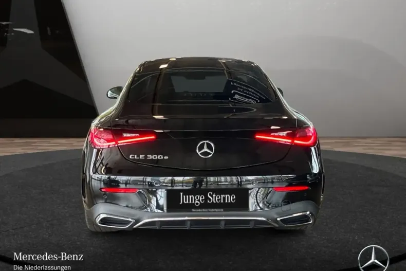 Mercedes-Benz CLE 300 din 2024 cu 8.002 km - oferta MER160750 - foto 9