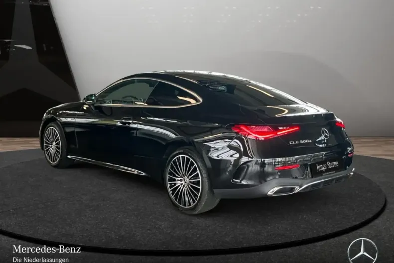 Mercedes-Benz CLE 300 din 2024 cu 8.002 km - oferta MER160750 - foto 10