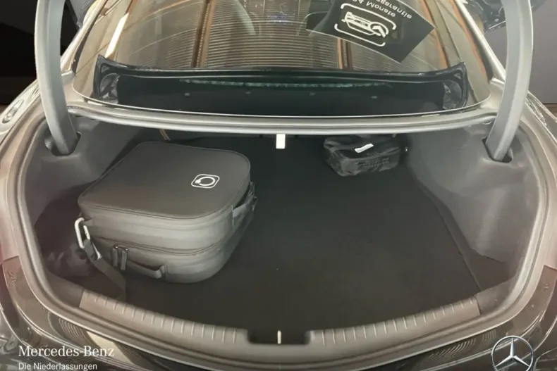 Mercedes-Benz CLE 300 din 2024 cu 8.002 km - oferta MER160750 - foto 21