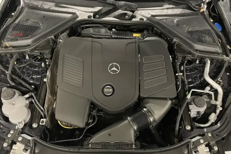 Mercedes-Benz E 200 din 2025 cu 8.777 km - oferta MER160756 - foto 20