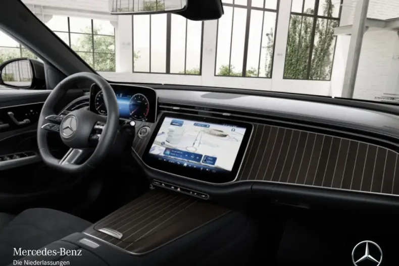 Mercedes-Benz E 200 din 2023 cu 5.928 km - oferta MER160757 - foto 10