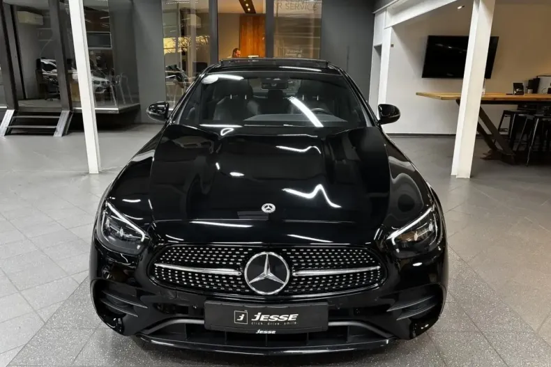 Mercedes-Benz E 300 din 2023 cu 58.200 km - oferta MER160758 - foto 2