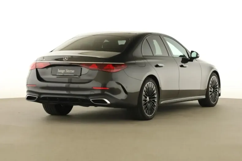 Mercedes-Benz E 220 din 2025 cu 9.995 km - oferta MER160759 - foto 6