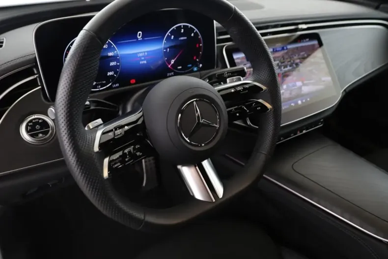 Mercedes-Benz E 220 din 2025 cu 9.995 km - oferta MER160759 - foto 19