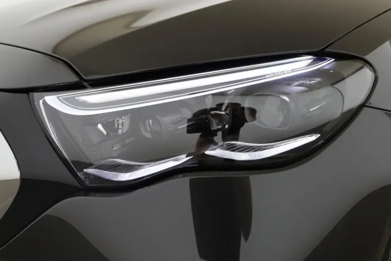 Mercedes-Benz E 220 din 2025 cu 9.995 km - oferta MER160759 - foto 20