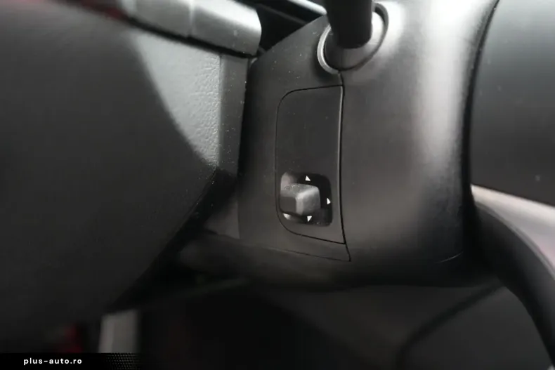 Mercedes-Benz GLC 300 din 2025 cu 11.000 km - oferta MER160761 - foto 19