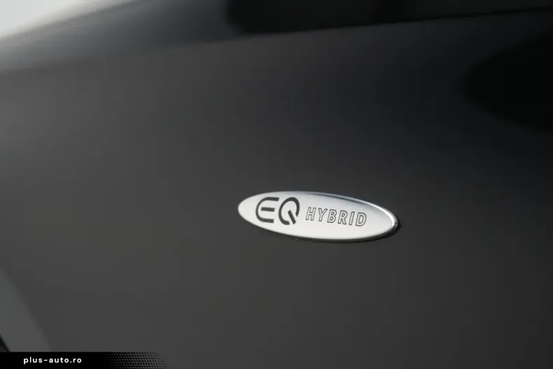 Mercedes-Benz GLC 300 din 2025 cu 11.000 km - oferta MER160761 - foto 24