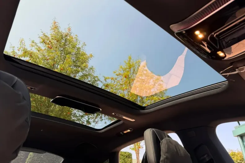 Mercedes-Benz EQS din 2024 cu 7.985 km - oferta MER160762 - foto 24