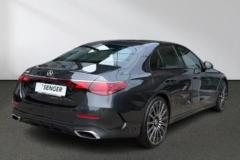 Mercedes-Benz E 200 din 2025 cu 15.580 km - oferta MER160775 - foto 4