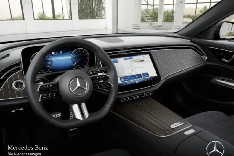 Mercedes-Benz E 200 din 2023 cu 5.888 km - oferta MER160783 - foto 9