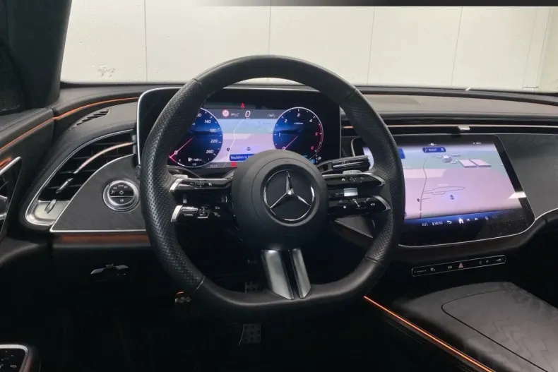 Mercedes-Benz E 220 din 2023 cu 43.220 km - oferta MER160784 - foto 9