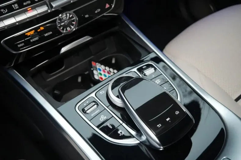 Mercedes-Benz G 63 AMG din 2024 cu 19.500 km - oferta MER160791 - foto 20