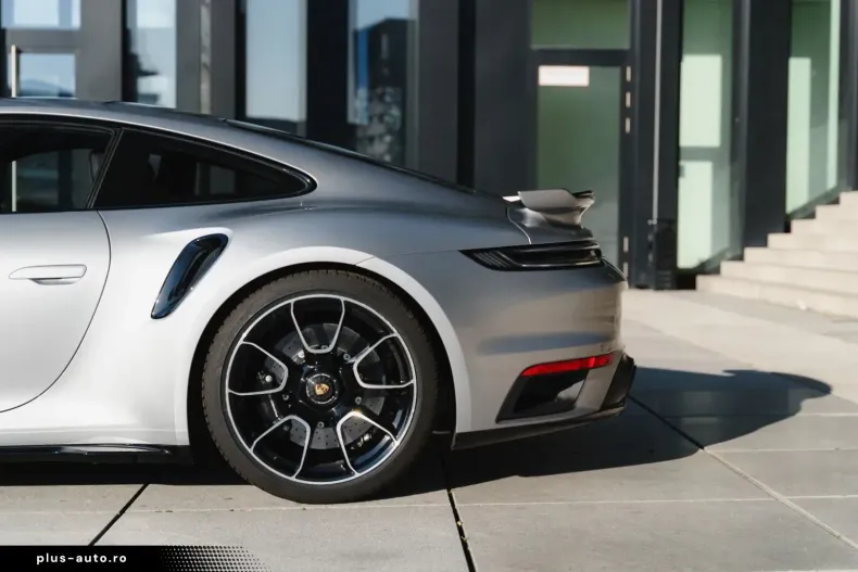 Porsche 911 din 2024 cu 6.760 km - oferta POR160793 - foto 6