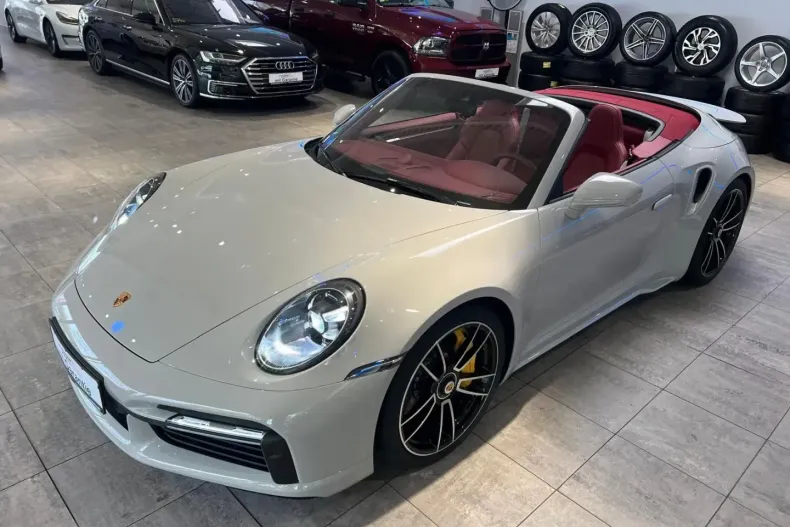 Porsche 911 din 2023 cu 2.500 km - oferta POR160794 - foto 4
