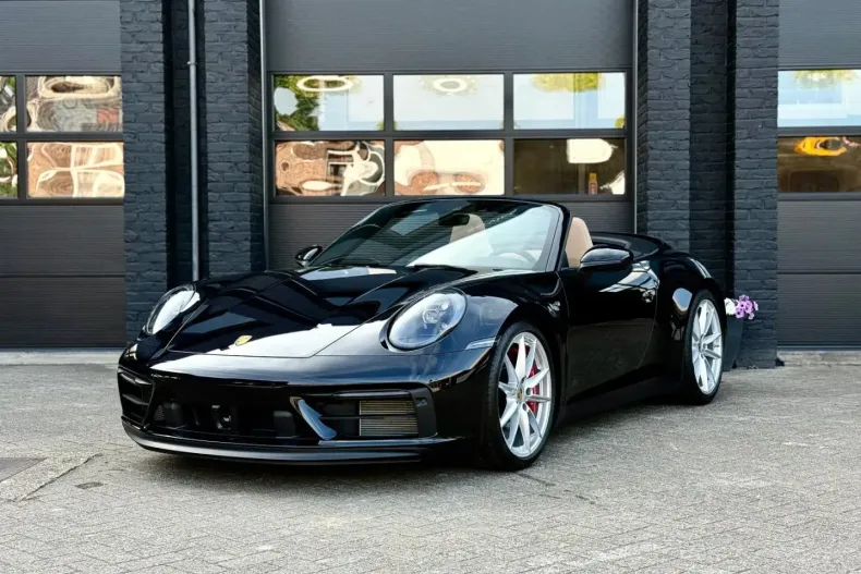 Porsche 911 din 2024 cu 8.400 km - oferta POR160796 - foto 2