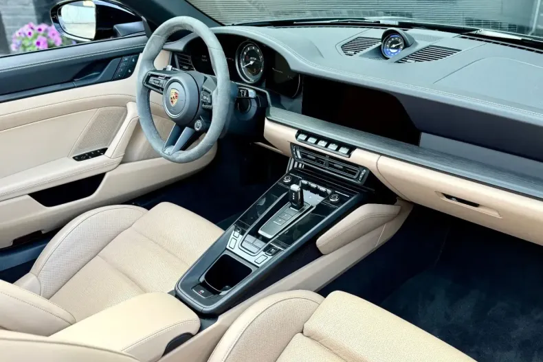 Porsche 911 din 2024 cu 8.400 km - oferta POR160796 - foto 10