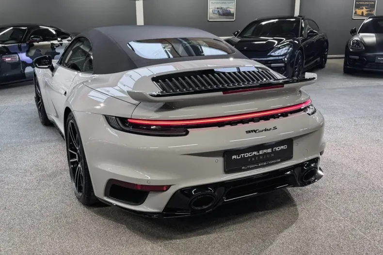 Porsche 911 din 2024 cu 8.000 km - oferta POR160797 - foto 9