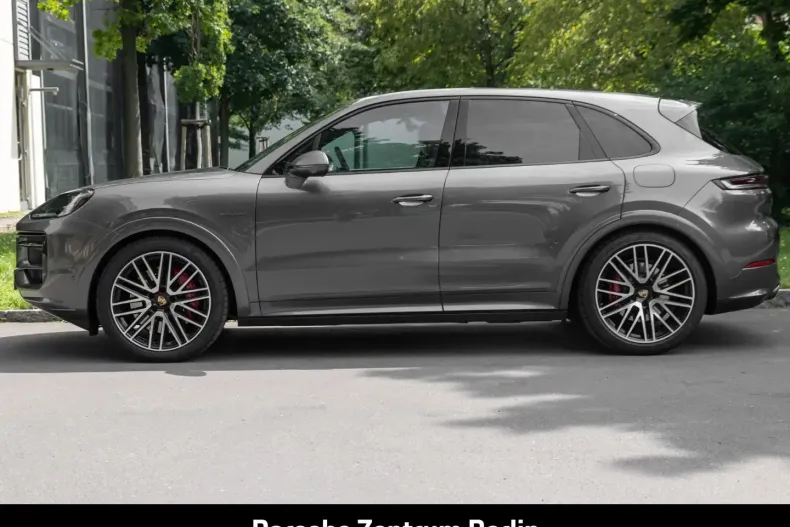 Porsche Cayenne din 2025 cu 17.500 km - oferta POR160800 - foto 2