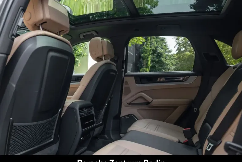 Porsche Cayenne din 2025 cu 17.500 km - oferta POR160800 - foto 6