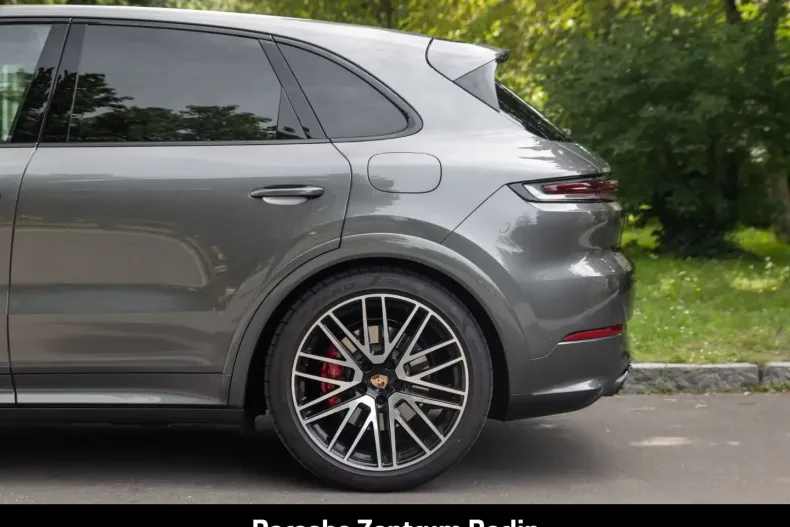 Porsche Cayenne din 2025 cu 17.500 km - oferta POR160800 - foto 17