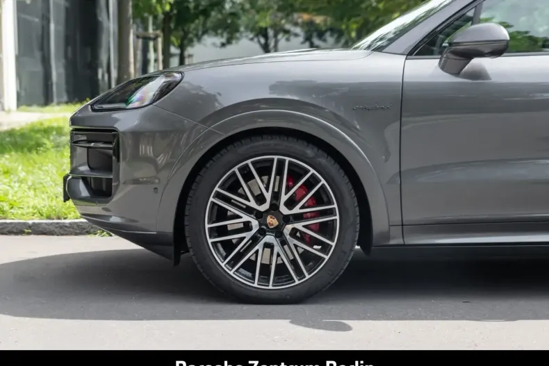 Porsche Cayenne din 2025 cu 17.500 km - oferta POR160800 - foto 18