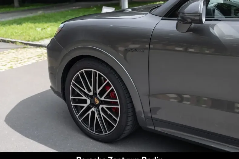 Porsche Cayenne din 2025 cu 17.500 km - oferta POR160800 - foto 20