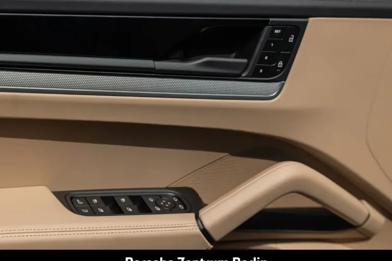 Porsche Cayenne din 2025 cu 17.500 km - oferta POR160800 - foto 23