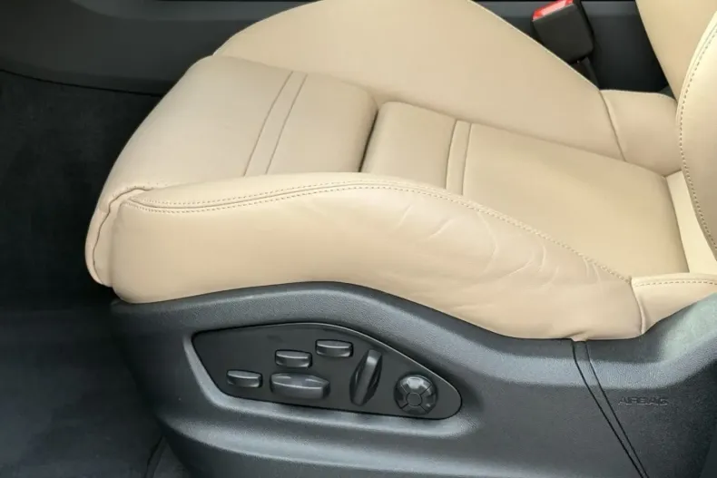 Porsche Cayenne din 2025 cu 6.600 km - oferta POR160803 - foto 9