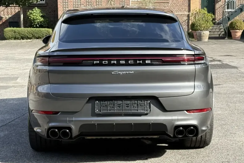 Porsche Cayenne din 2025 cu 6.600 km - oferta POR160803 - foto 12