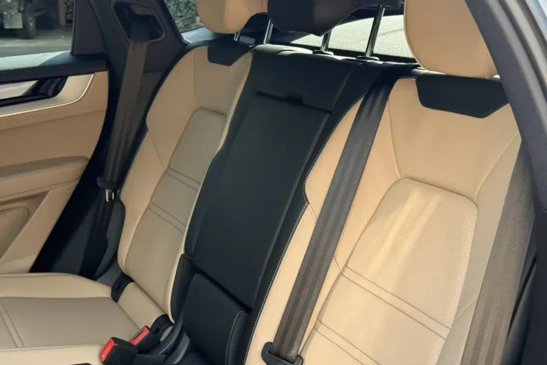 Porsche Cayenne din 2025 cu 6.600 km - oferta POR160803 - foto 23