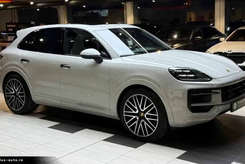 Porsche Cayenne din 2024 cu 70.000 km - oferta POR160804 - foto 1