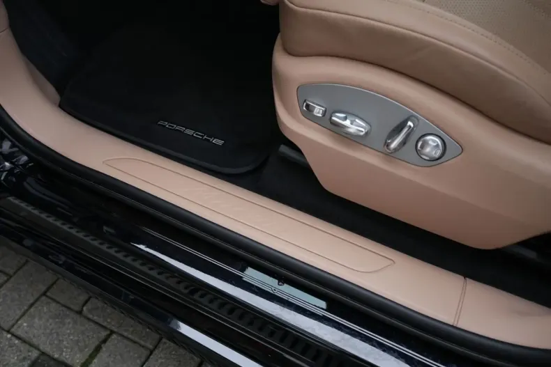 Porsche Macan din 2022 cu 28.000 km - oferta POR160806 - foto 22