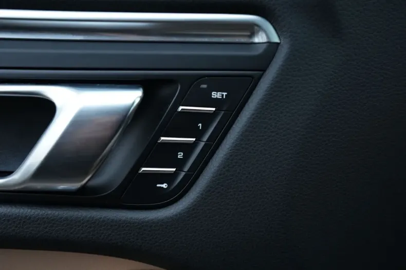 Porsche Macan din 2022 cu 28.000 km - oferta POR160806 - foto 32