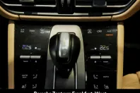 Porsche Macan din 2022 cu 23.950 km - oferta POR160809 - foto 10