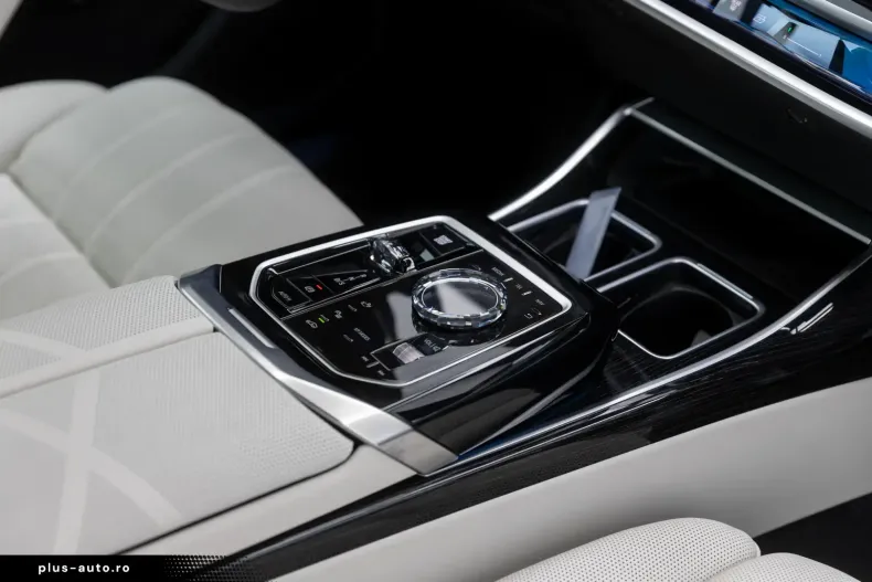 BMW 740 din 2025 cu 1.700 km - oferta BMW160810 - foto 35