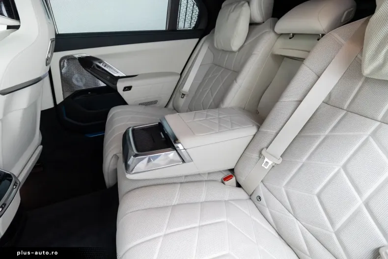 BMW 740 din 2025 cu 1.700 km - oferta BMW160810 - foto 38