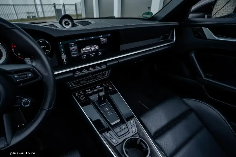 Porsche 992 din 2020 cu 23.500 km - oferta POR160811 - foto 22