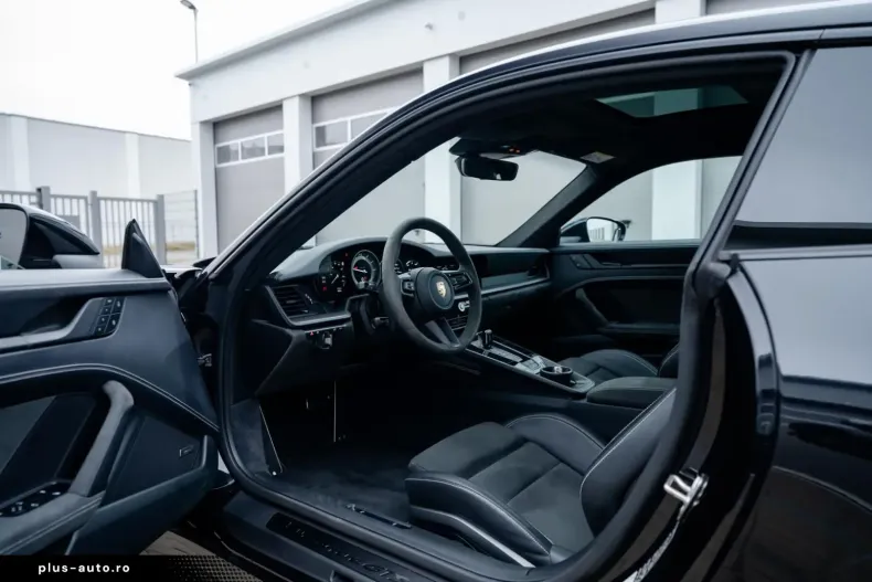 Porsche 992 din 2022 cu 12.800 km - oferta POR160812 - foto 3