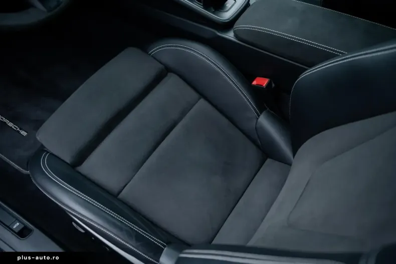 Porsche 992 din 2022 cu 12.800 km - oferta POR160812 - foto 17