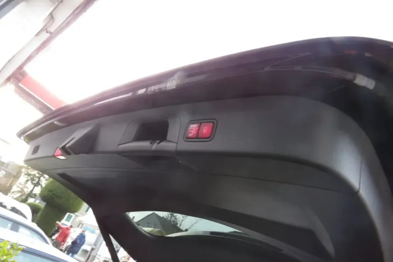 Mercedes-Benz GLS 580 din 2023 cu 40.500 km - oferta MER160818 - foto 27