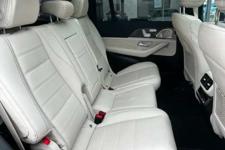 Mercedes-Benz GLS 400 din 2023 cu 44.900 km - oferta MER160819 - foto 15