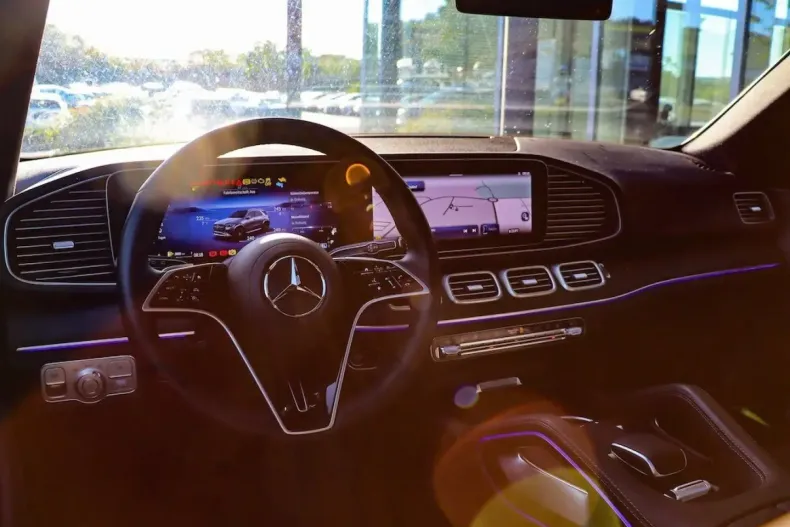 Mercedes-Benz GLE 400 din 2024 cu 31.100 km - oferta MER160820 - foto 16