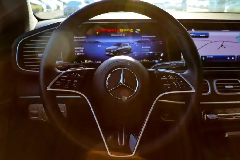 Mercedes-Benz GLE 400 din 2024 cu 31.100 km - oferta MER160820 - foto 17