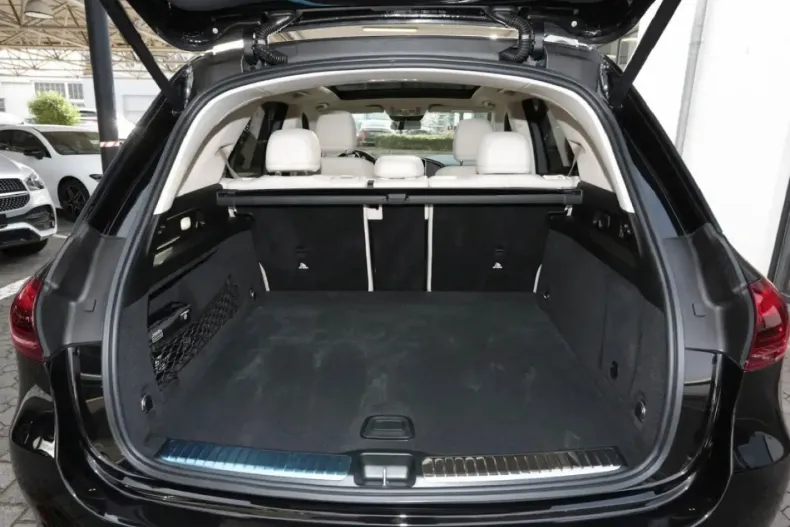 Mercedes-Benz GLE 580 din 2024 cu 25.400 km - oferta MER160822 - foto 5