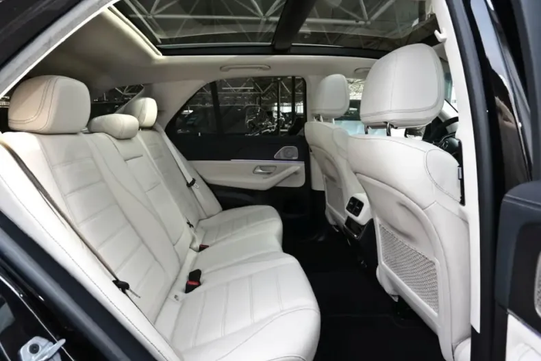 Mercedes-Benz GLE 580 din 2024 cu 25.400 km - oferta MER160822 - foto 10