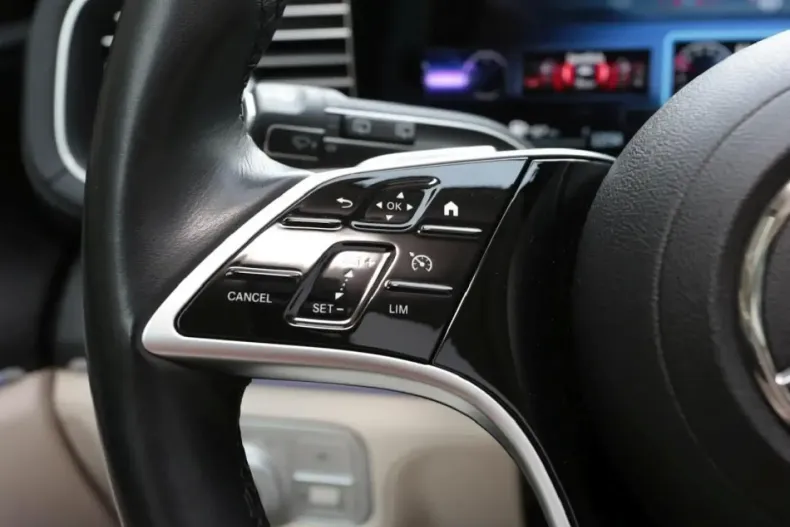 Mercedes-Benz GLE 580 din 2024 cu 25.400 km - oferta MER160822 - foto 23