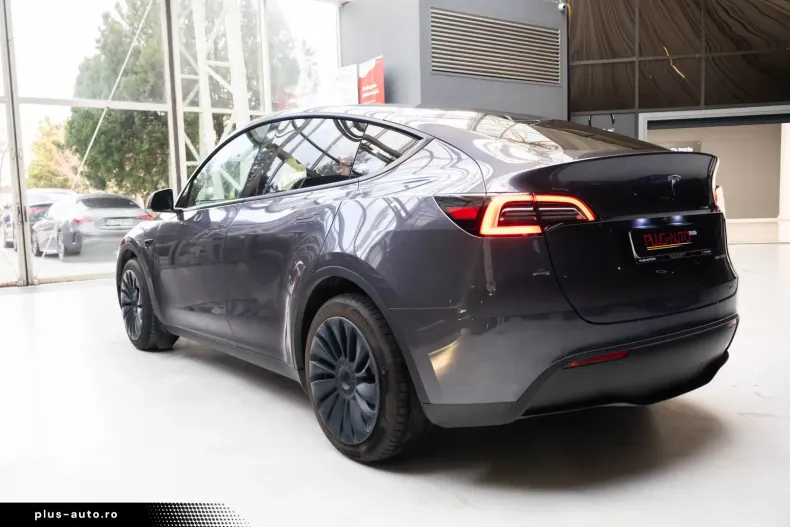 Tesla Model Y din 2022 cu 25.350 km - oferta TES160824 - foto 3