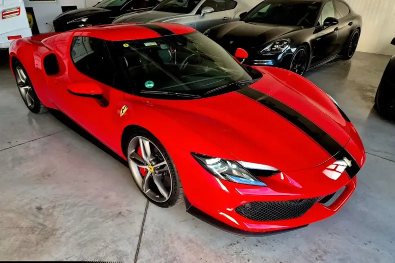 Ferrari 296 GTB din 2024 cu 2.700 km - oferta FER160827 - foto 10