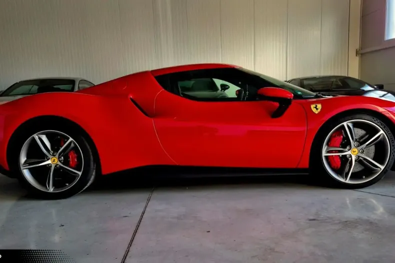 Ferrari 296 GTB din 2024 cu 2.700 km - oferta FER160827 - foto 13