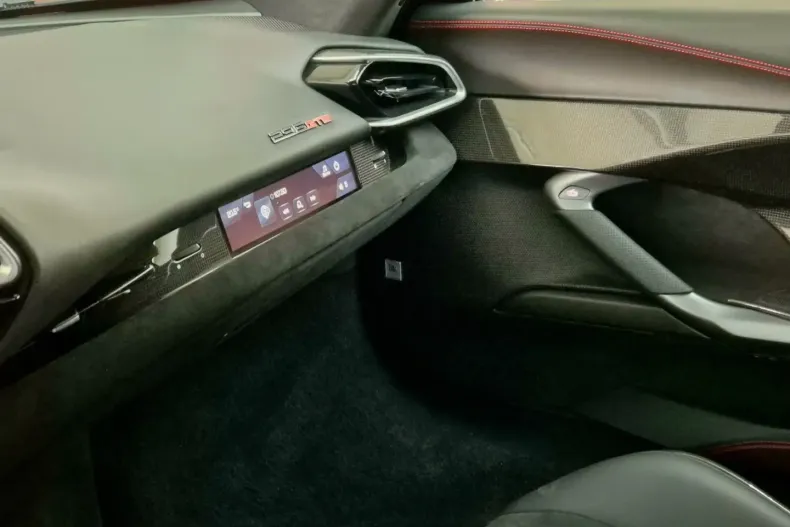 Ferrari 296 GTB din 2024 cu 2.700 km - oferta FER160827 - foto 21